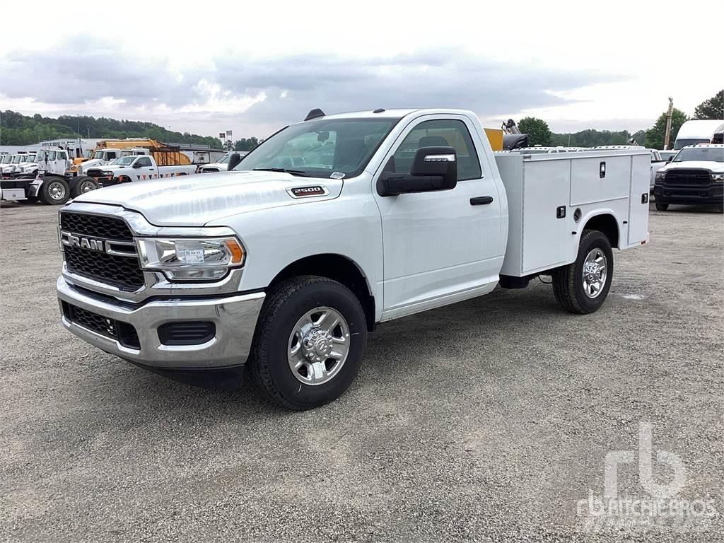 RAM 2500 Kommunal-Sonderfahrzeuge