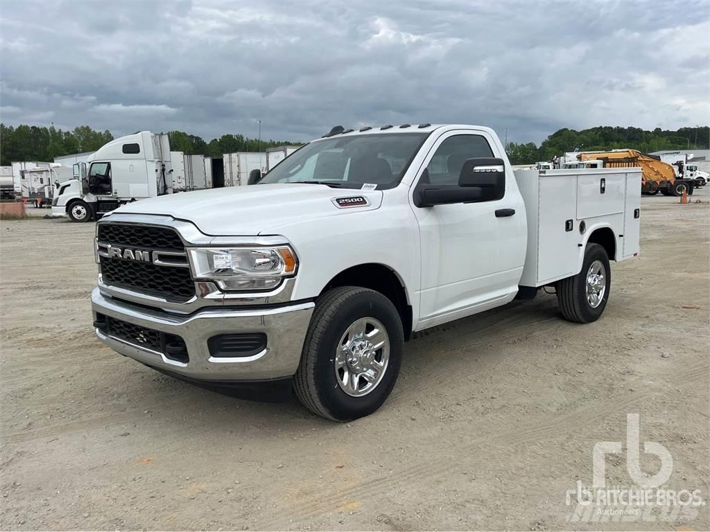 RAM 2500 Kommunal-Sonderfahrzeuge