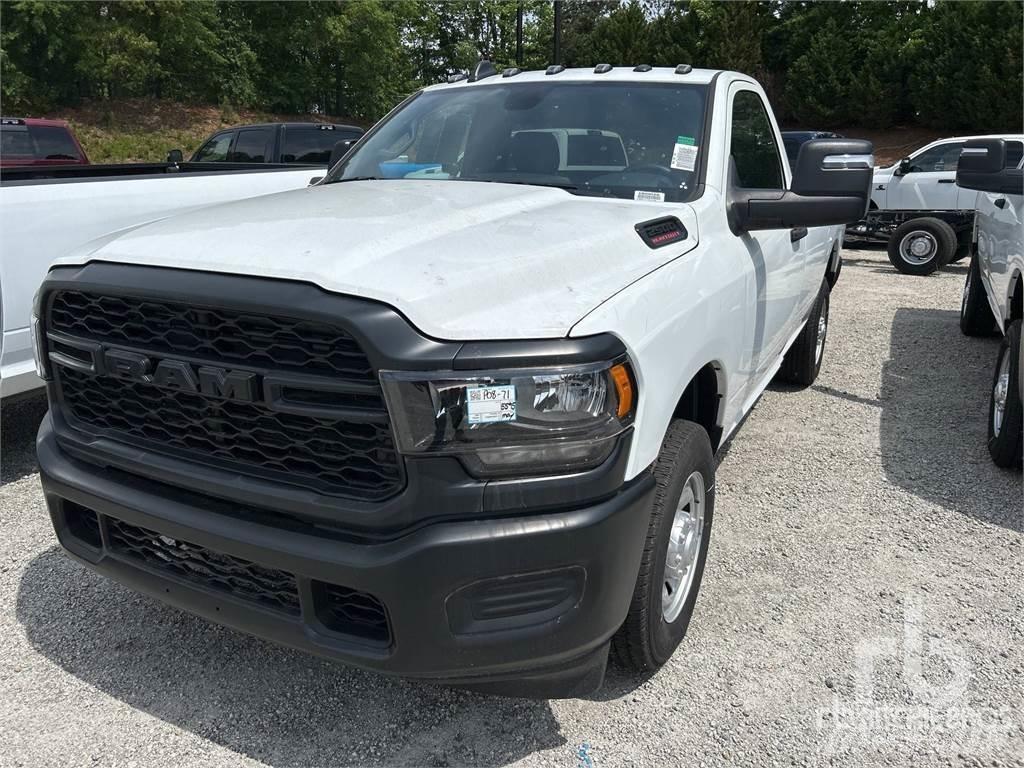 RAM 2500 Pickup/Pritschenwagen