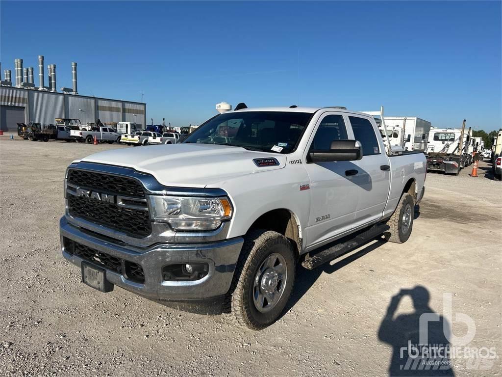 RAM 2500 Pickup/Pritschenwagen