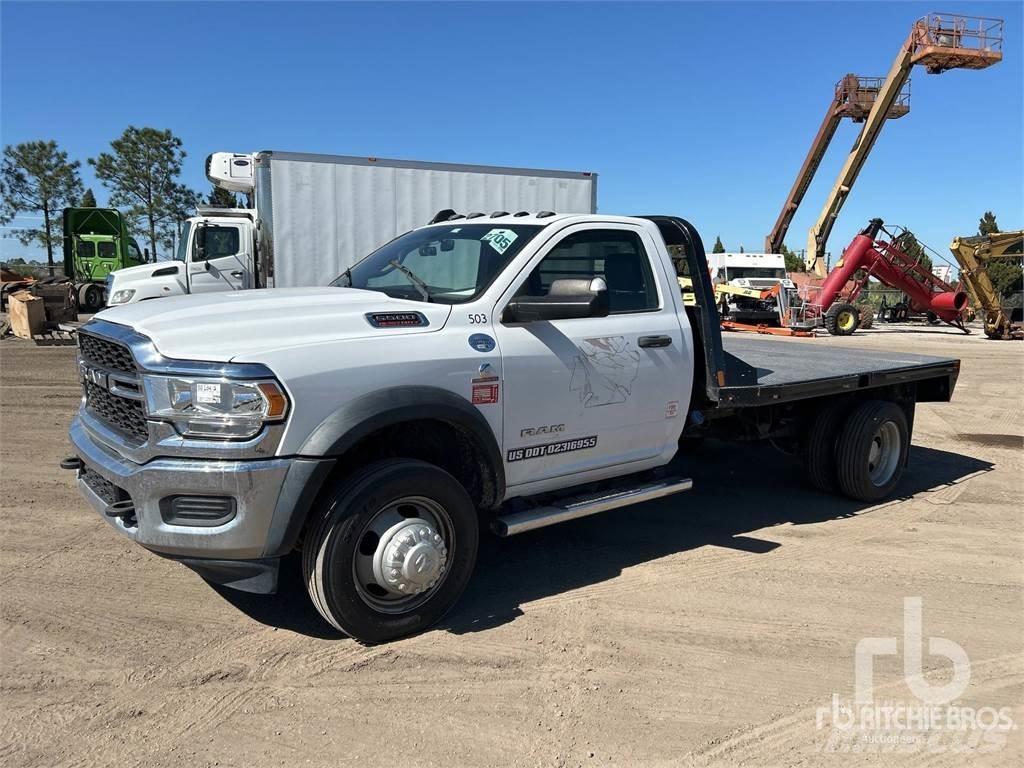 RAM 5500HD Pritschenwagen/Pritschenwagen mit Seitenklappe