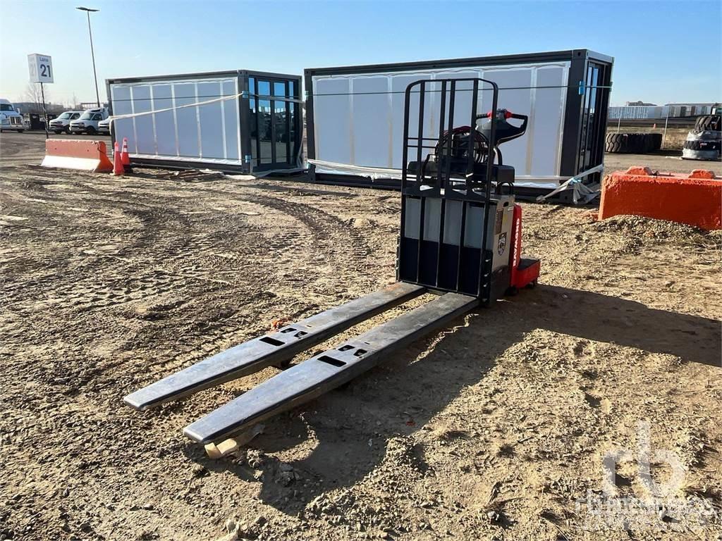 Raymond 8410 Palletstellingen