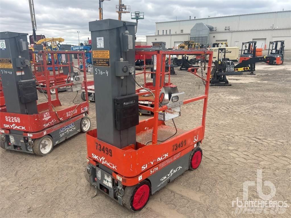 SkyJack SJ16 Fahrstühle, Seilwinden und Bauaufzüge