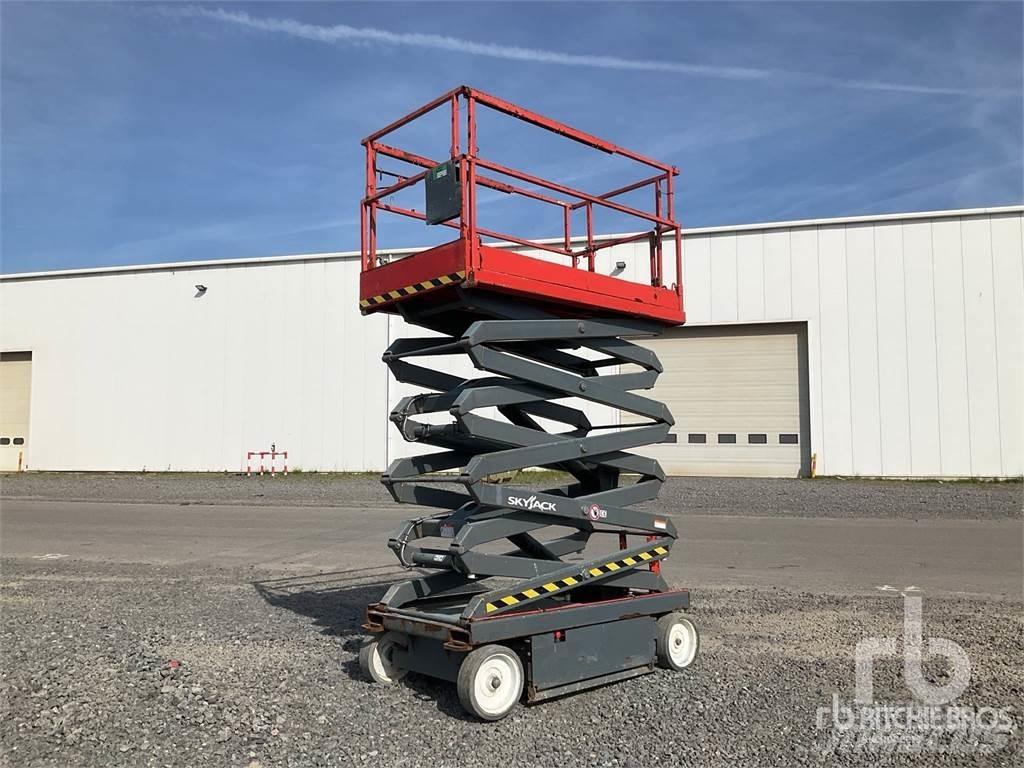 SkyJack SJ4632 Scheren-Arbeitsbühnen