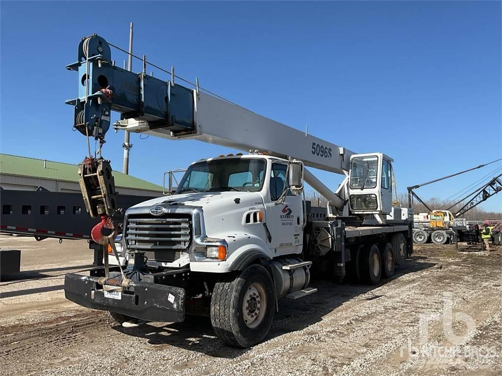 Sterling L9500 Kranwagen