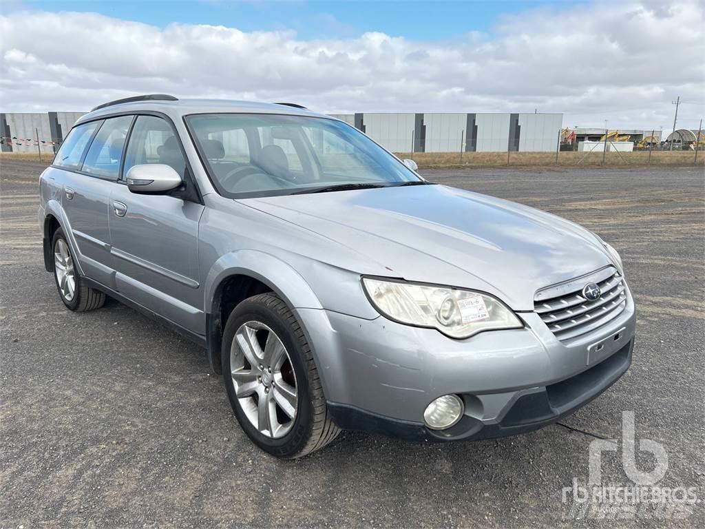 Subaru OUTBACK PKWs