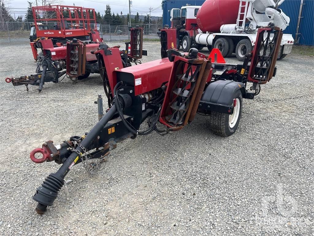 Toro 2700 Sonstige Kommunalmaschinen