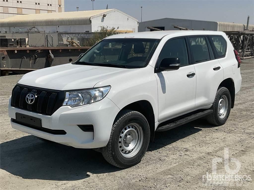 Toyota PRADO Pickup/Pritschenwagen