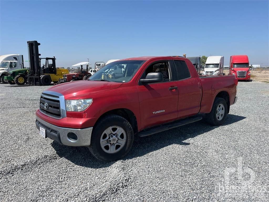 Toyota TUNDRA Pickup/Pritschenwagen