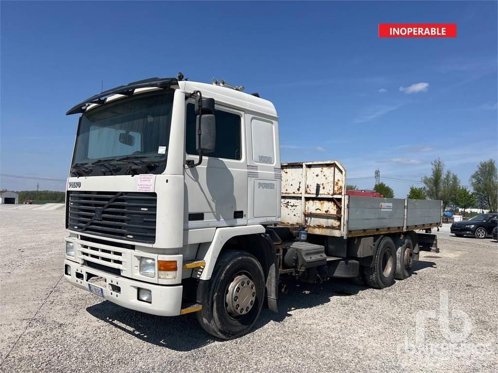 Volvo F12 Pritschenwagen/Pritschenwagen mit Seitenklappe