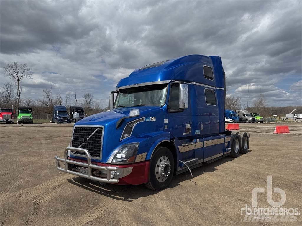 Volvo VNL Sattelzugmaschinen
