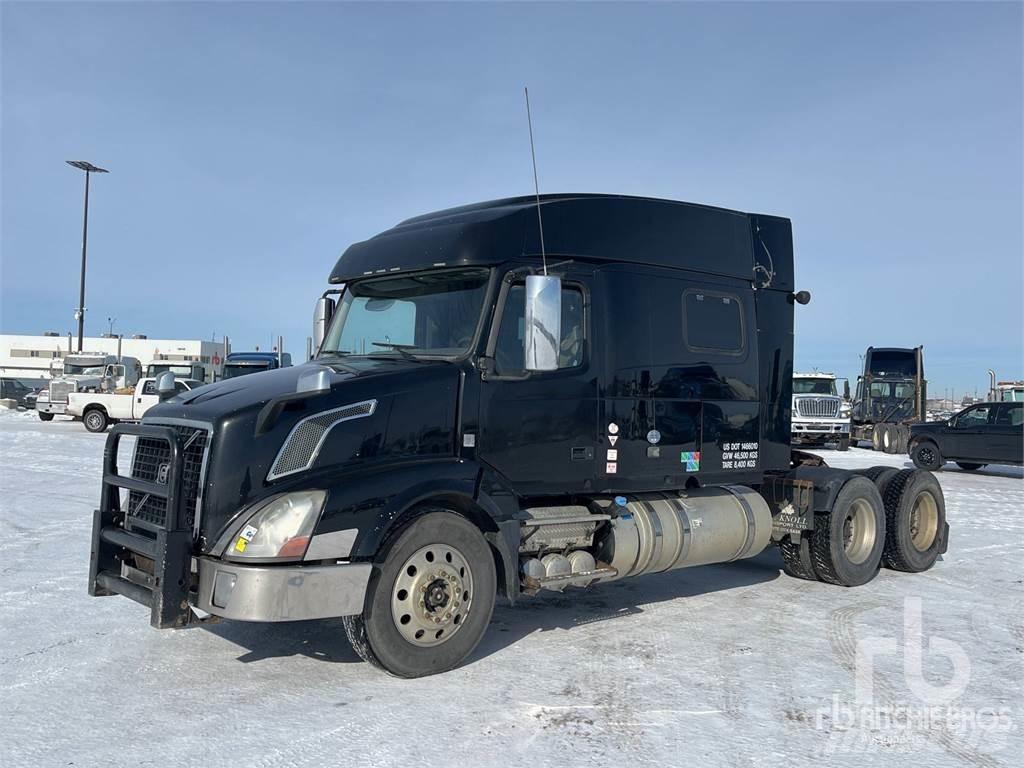 Volvo VNL Sattelzugmaschinen
