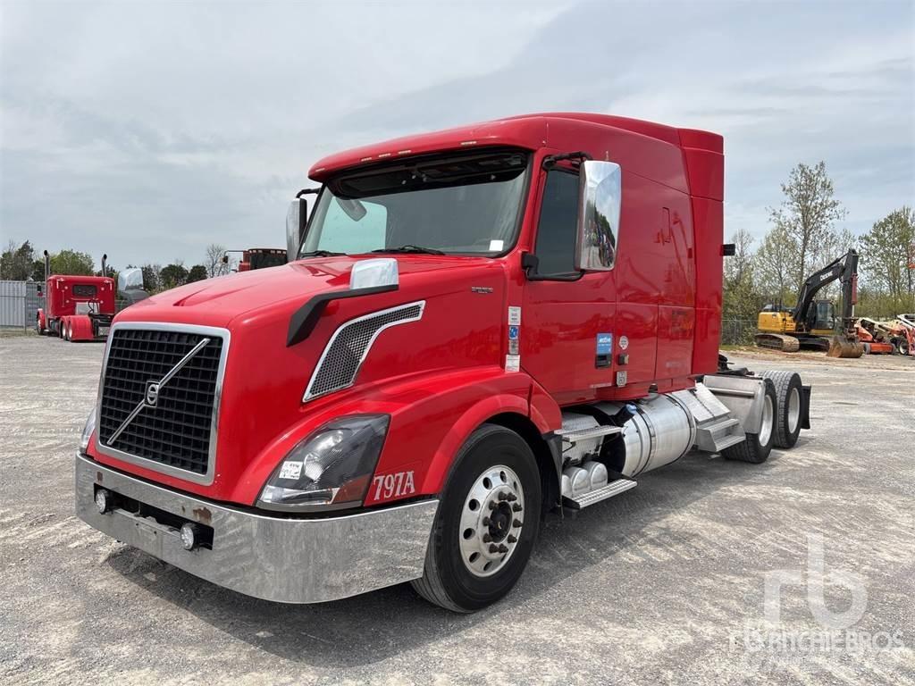 Volvo VNL Sattelzugmaschinen