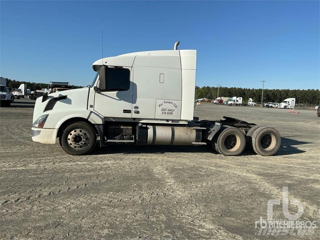 Volvo VNL Sattelzugmaschinen