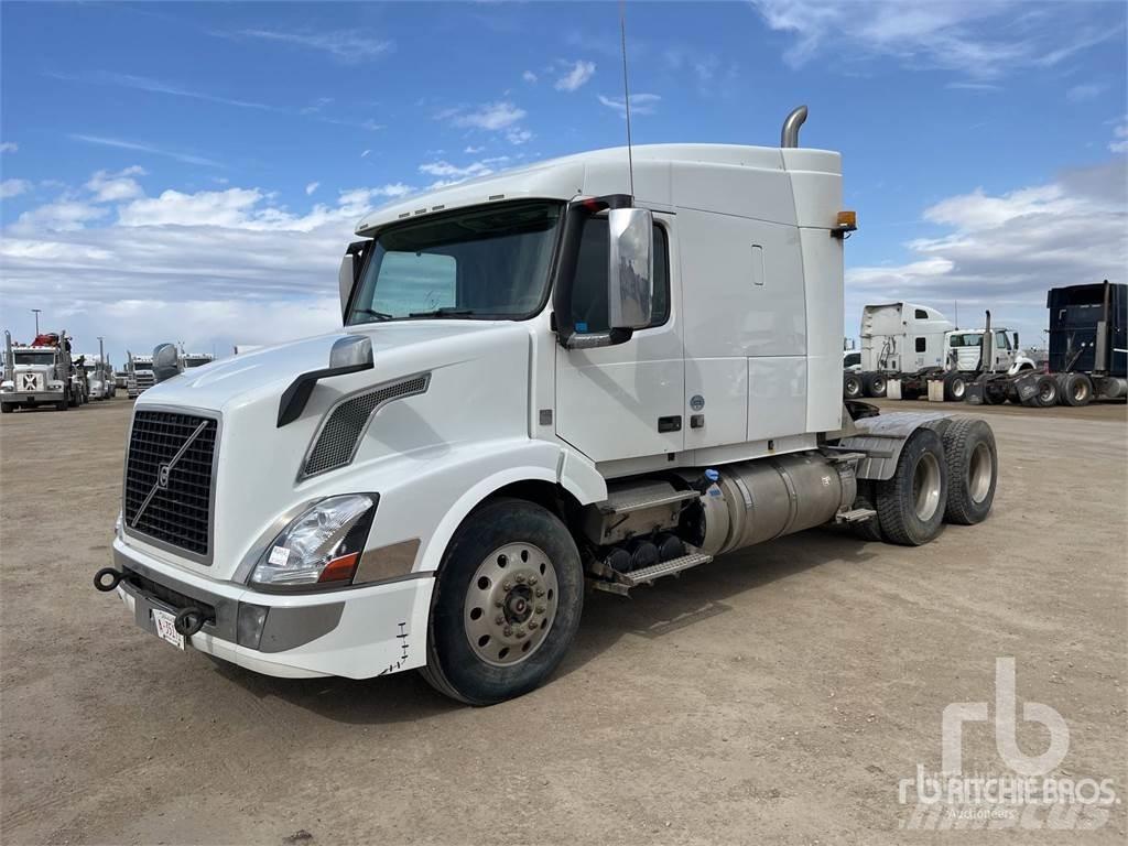 Volvo VNL Sattelzugmaschinen