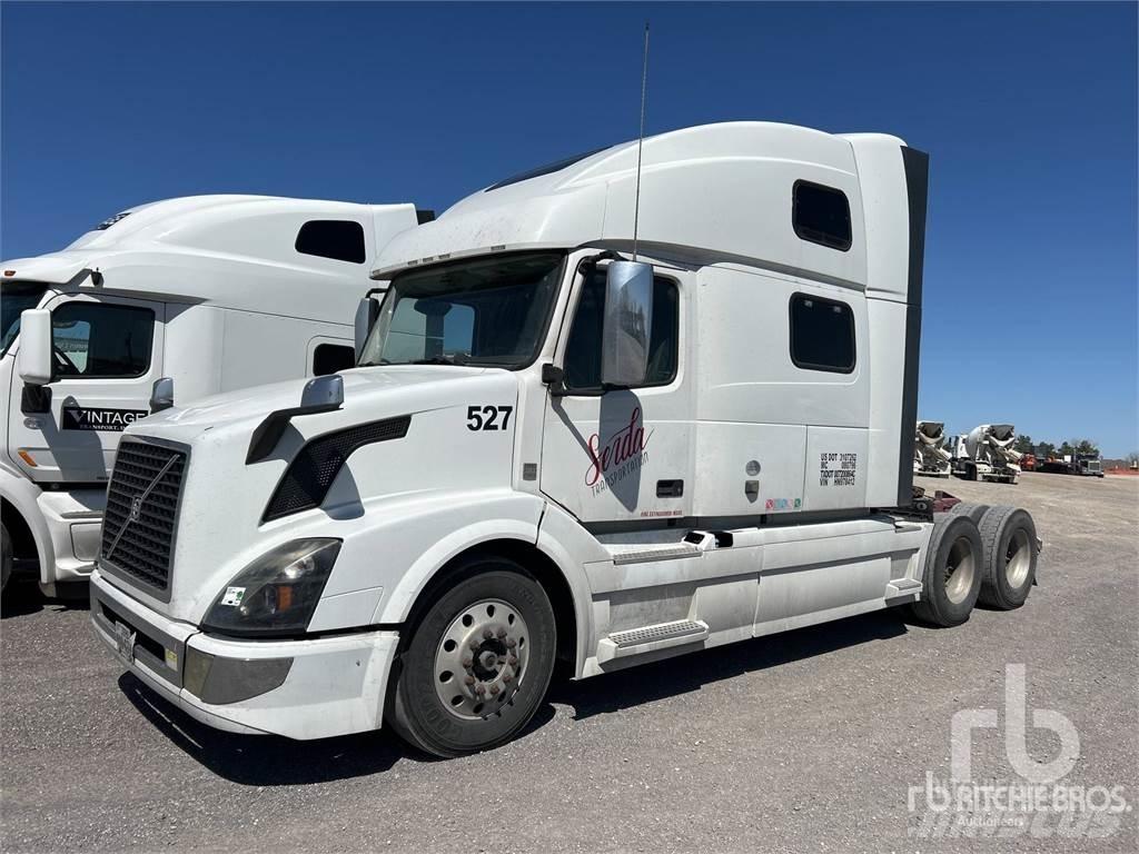 Volvo VNL Sattelzugmaschinen
