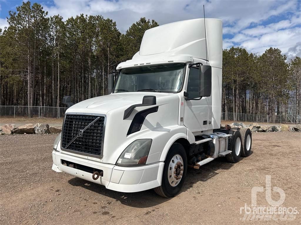 Volvo VNL Sattelzugmaschinen