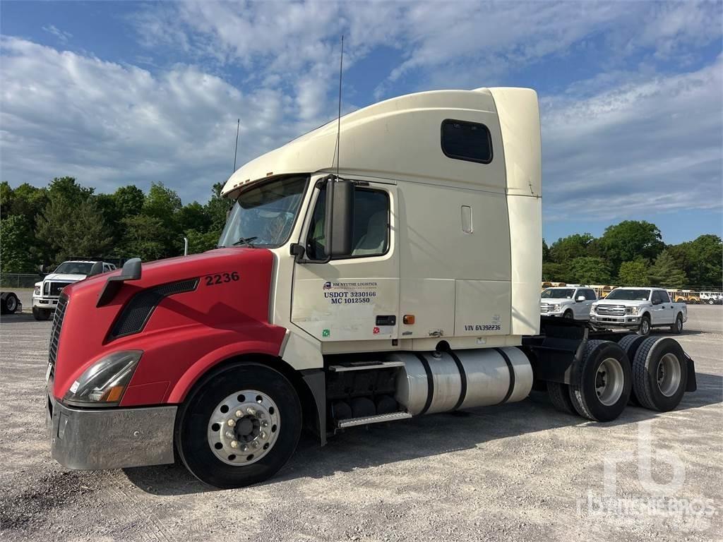 Volvo VNL Sattelzugmaschinen