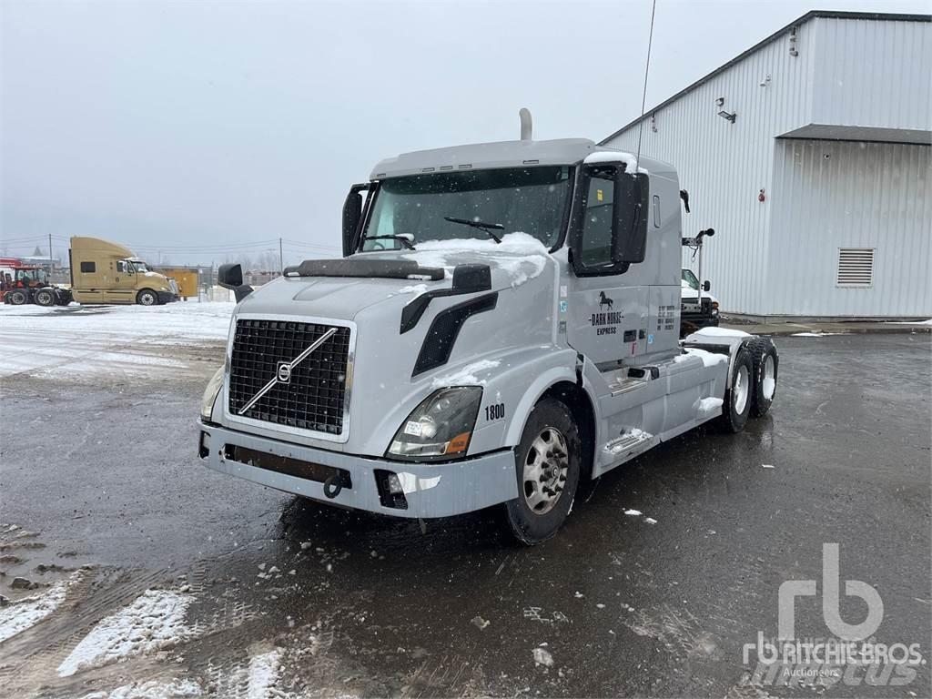 Volvo VNL Sattelzugmaschinen
