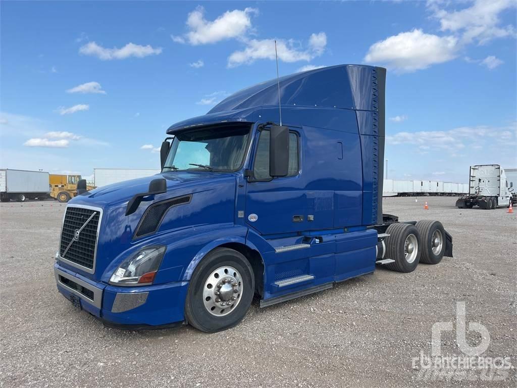 Volvo VNL Sattelzugmaschinen