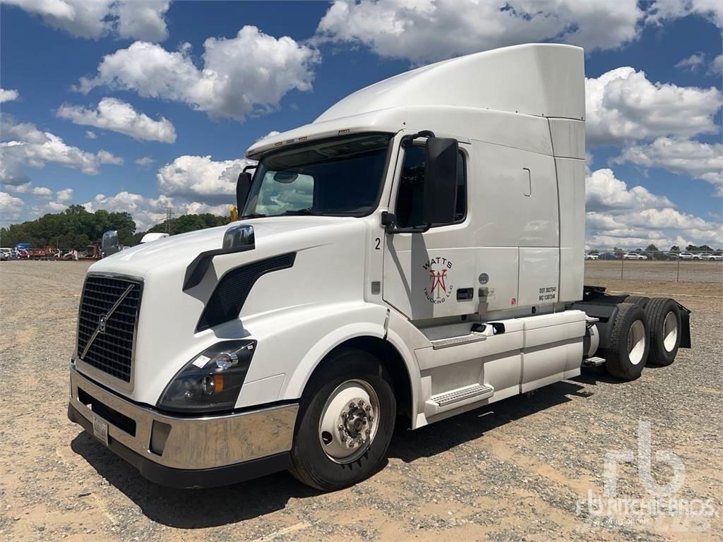 Volvo VNL Sattelzugmaschinen