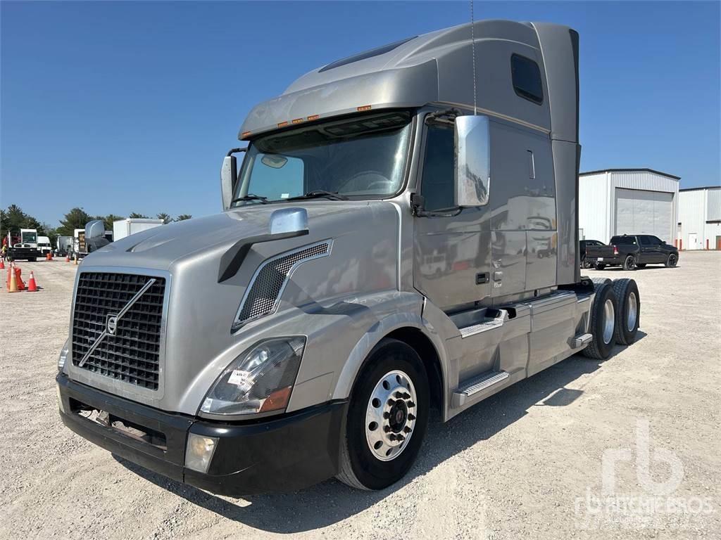 Volvo VNL Sattelzugmaschinen