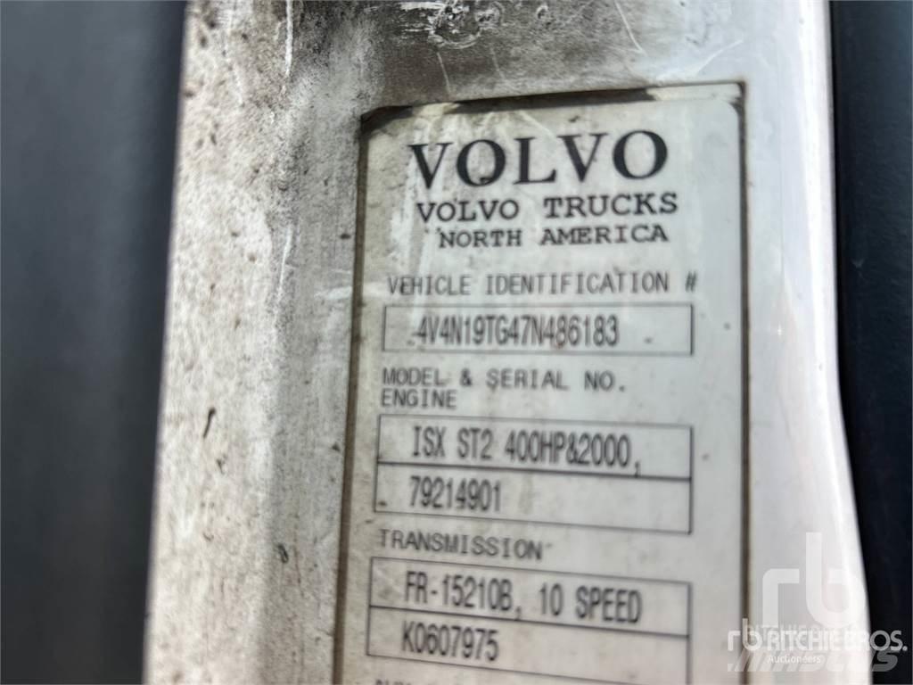 Volvo VNL42T Sattelzugmaschinen