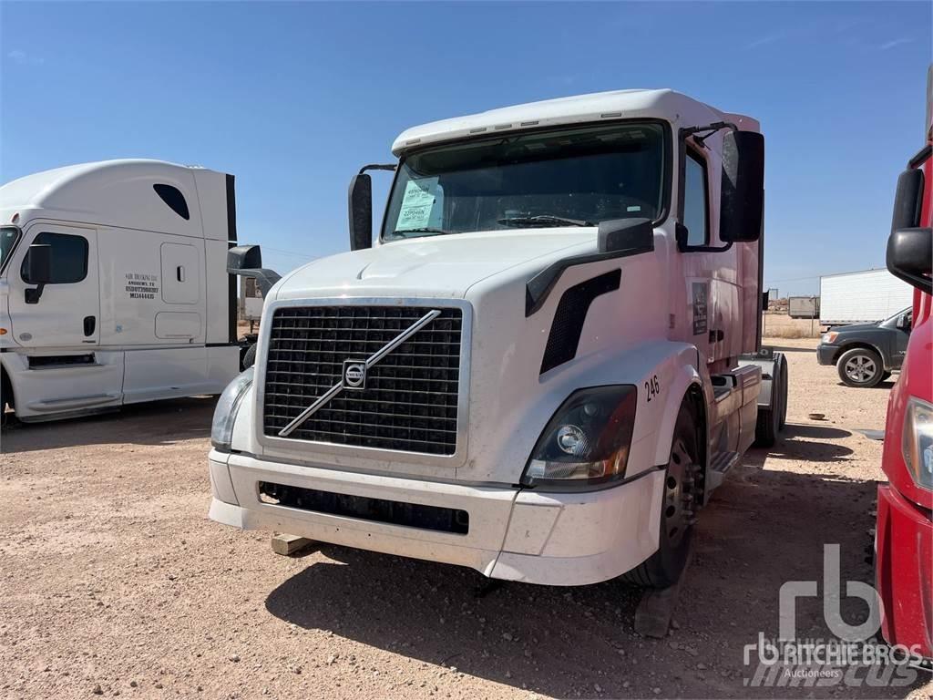 Volvo VNL630 Sattelzugmaschinen
