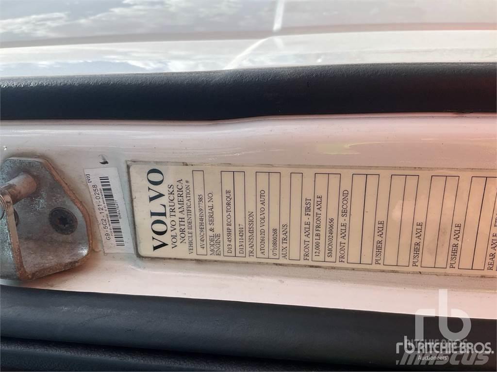 Volvo VNL64 Sattelzugmaschinen