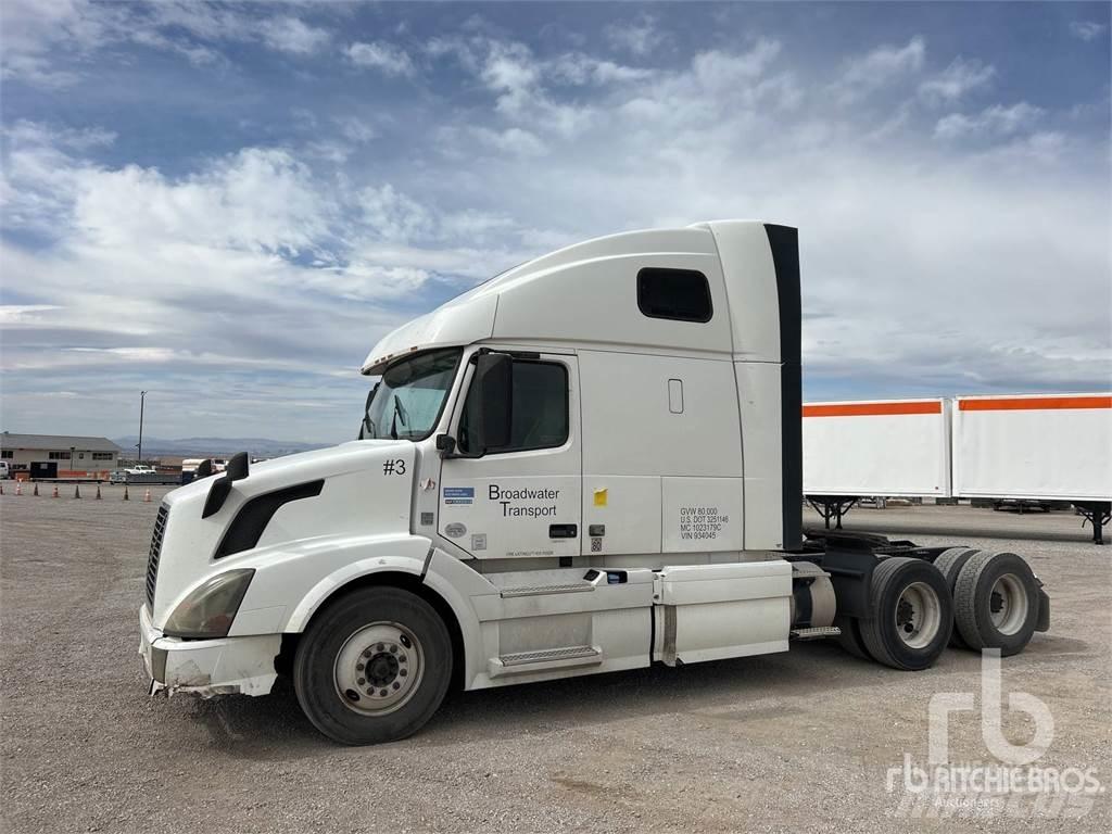Volvo VNL670 Sattelzugmaschinen
