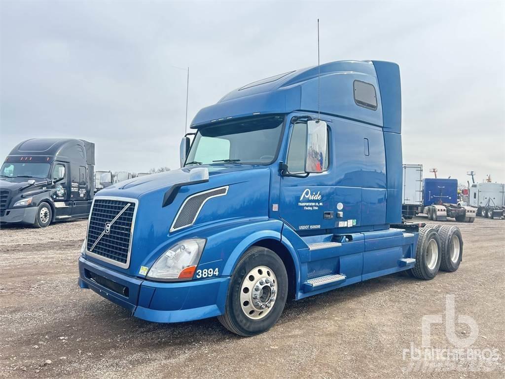 Volvo VNL670 Sattelzugmaschinen