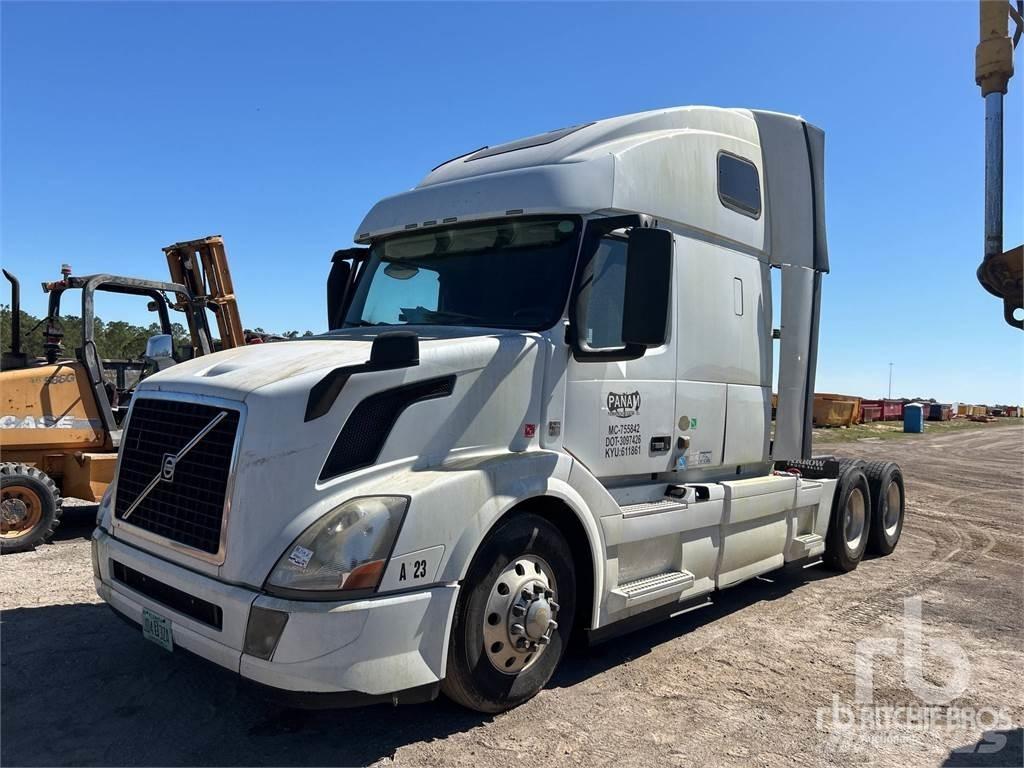 Volvo VNL670 Sattelzugmaschinen