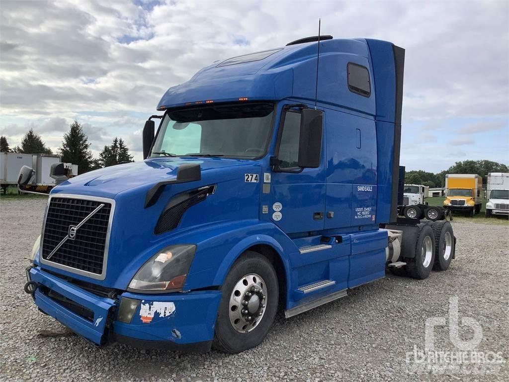 Volvo VNL670 Sattelzugmaschinen