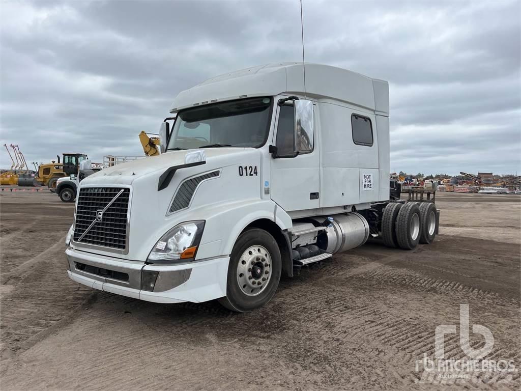 Volvo VNL730 Sattelzugmaschinen