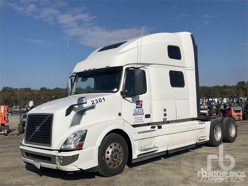Volvo VNL780 Sattelzugmaschinen