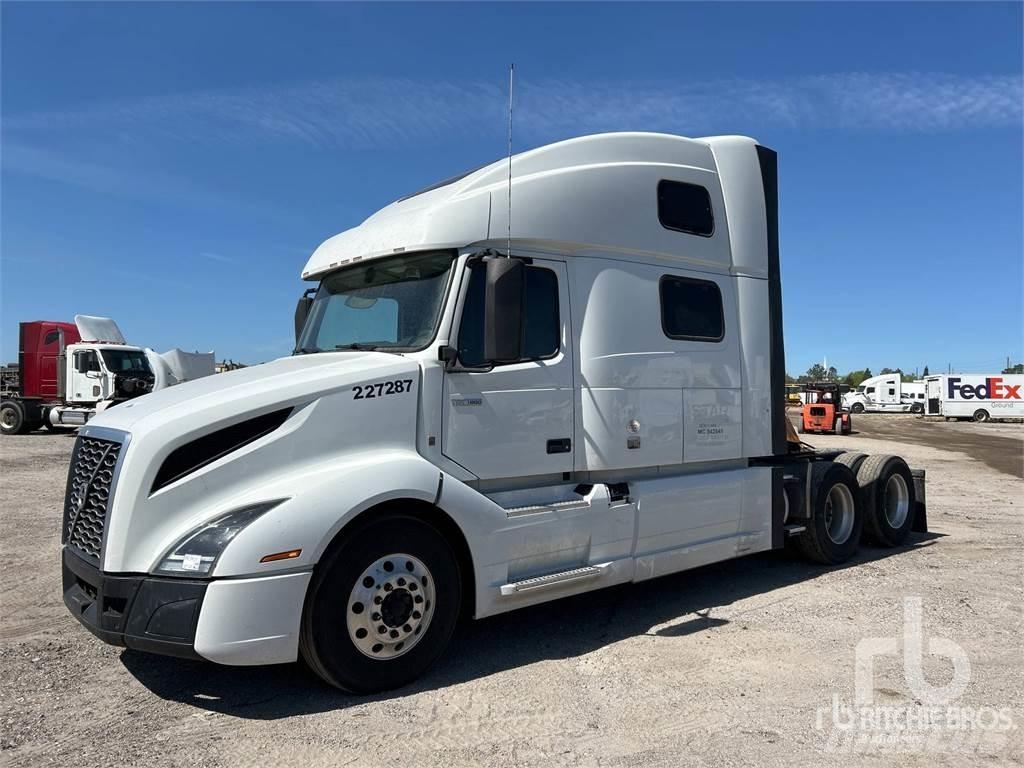 Volvo VNL860 Sattelzugmaschinen