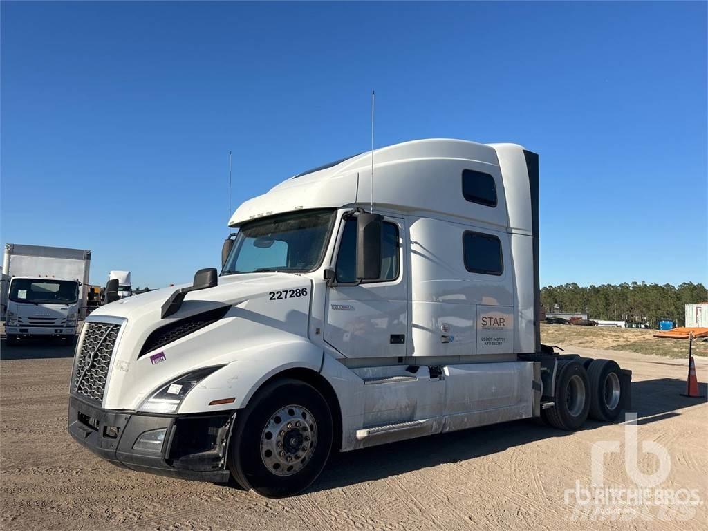 Volvo VNL860 Sattelzugmaschinen