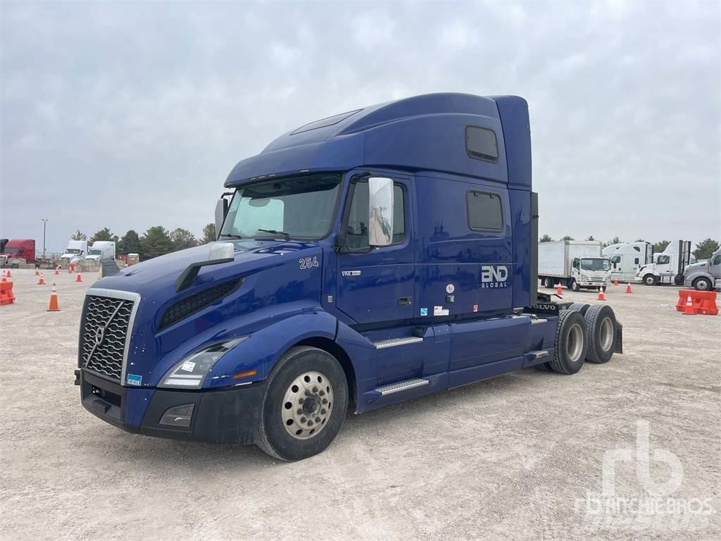 Volvo VNL860 Sattelzugmaschinen