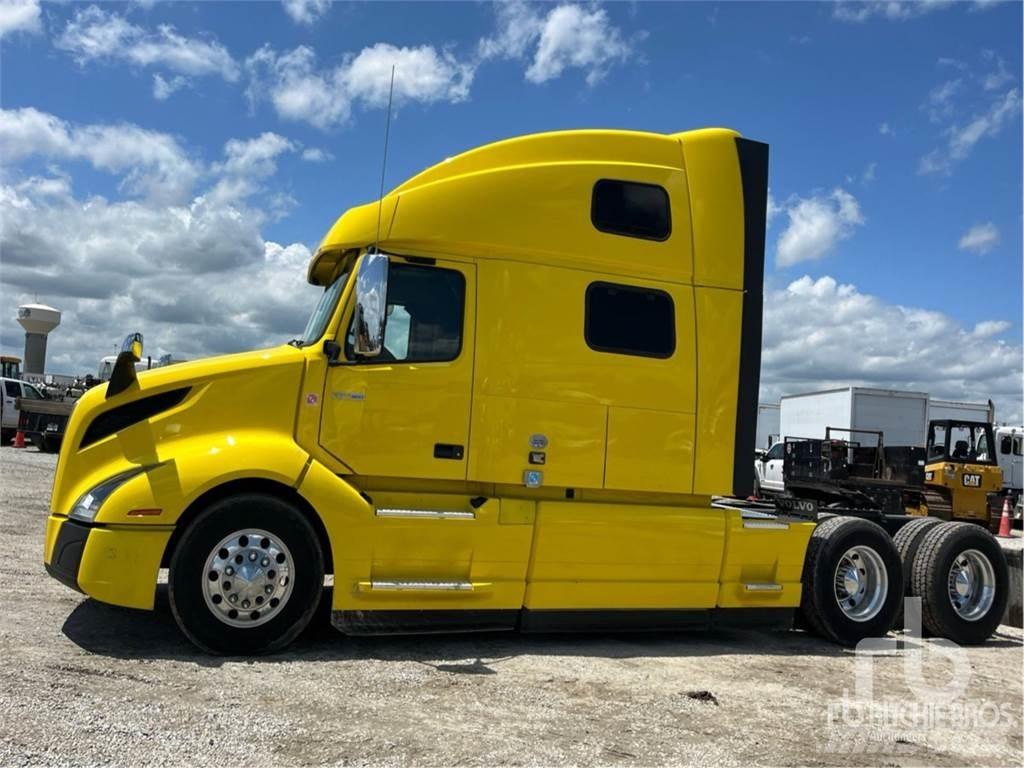 Volvo VNL860 Sattelzugmaschinen