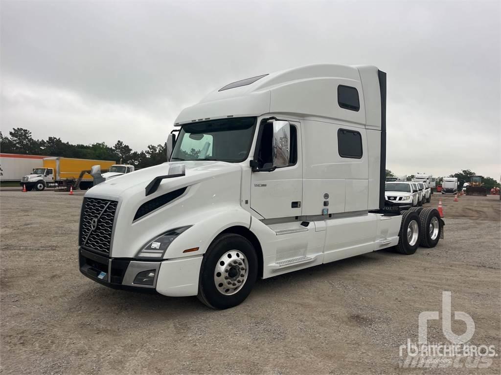 Volvo VNL860 Sattelzugmaschinen