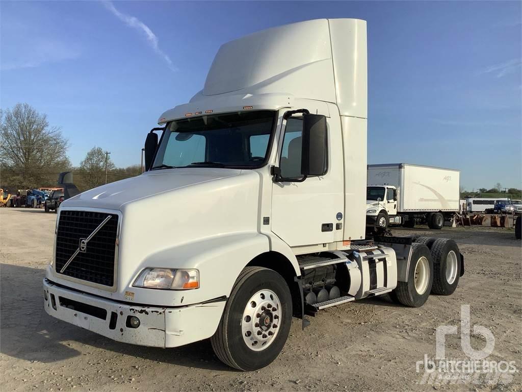 Volvo VNM Sattelzugmaschinen