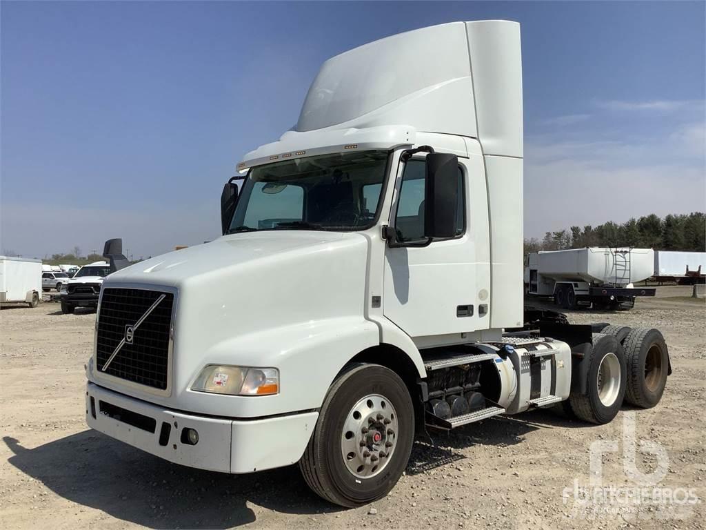 Volvo VNM Sattelzugmaschinen