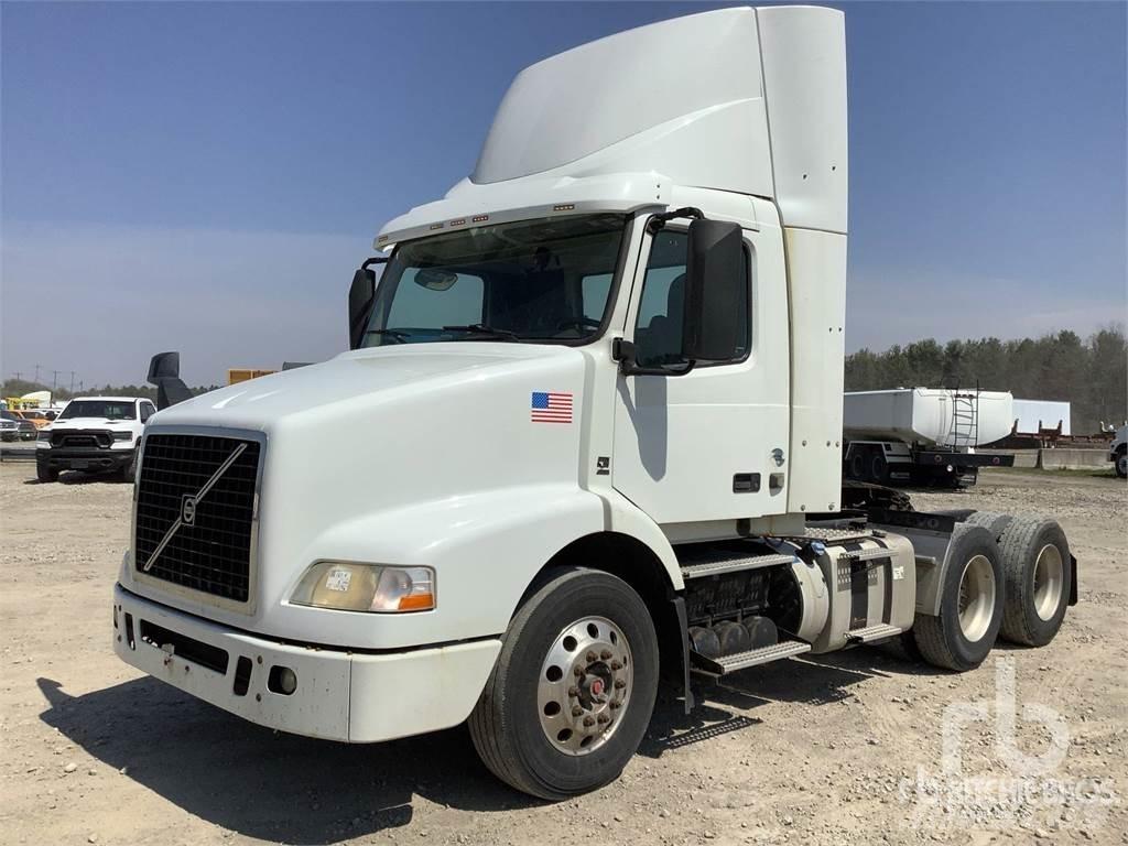 Volvo VNM Sattelzugmaschinen