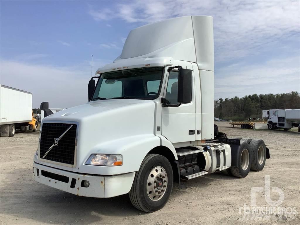 Volvo VNM Sattelzugmaschinen