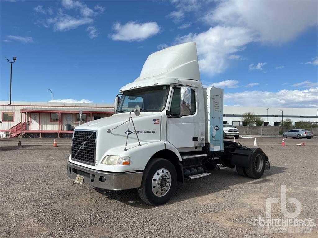 Volvo VNM Sattelzugmaschinen