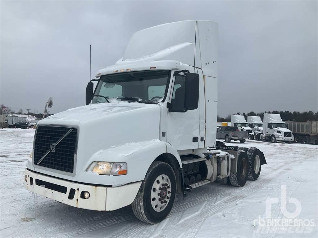 Volvo VNM Sattelzugmaschinen