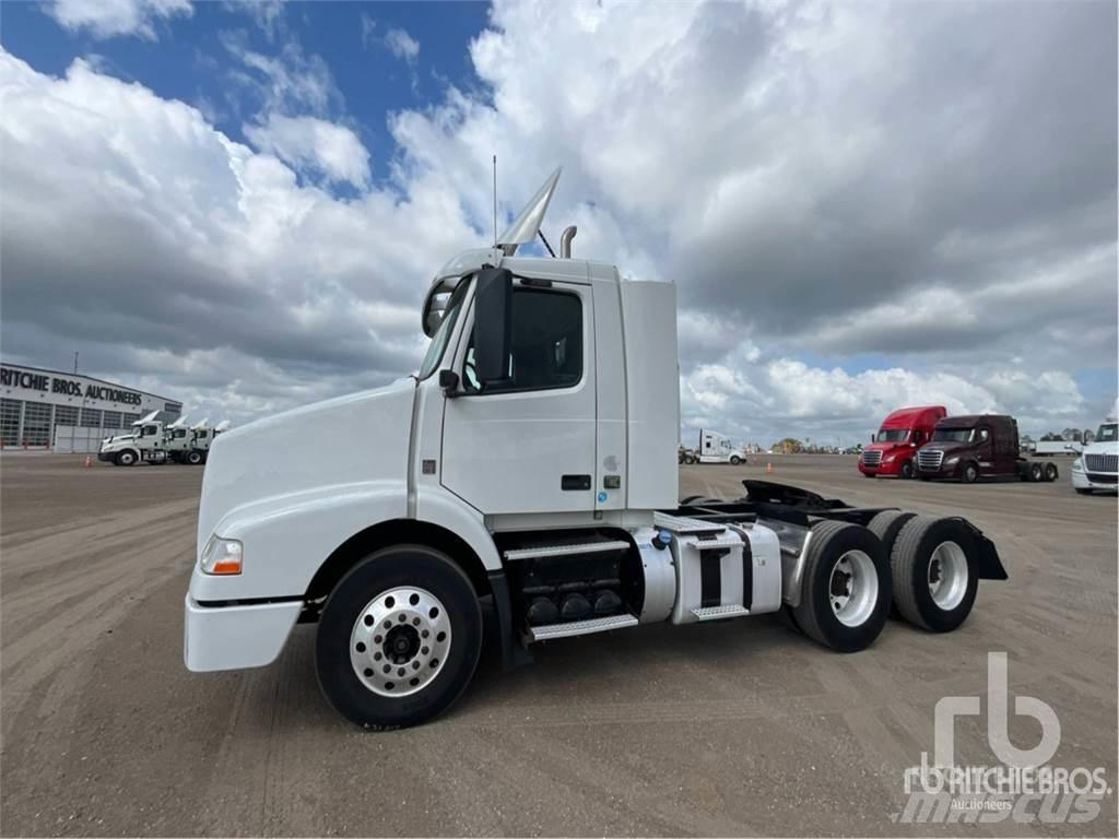Volvo VNM200 Sattelzugmaschinen