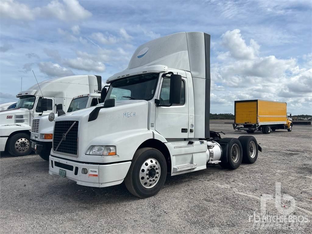 Volvo VNM200 Sattelzugmaschinen