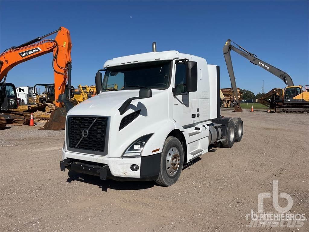 Volvo VNR400 Sattelzugmaschinen