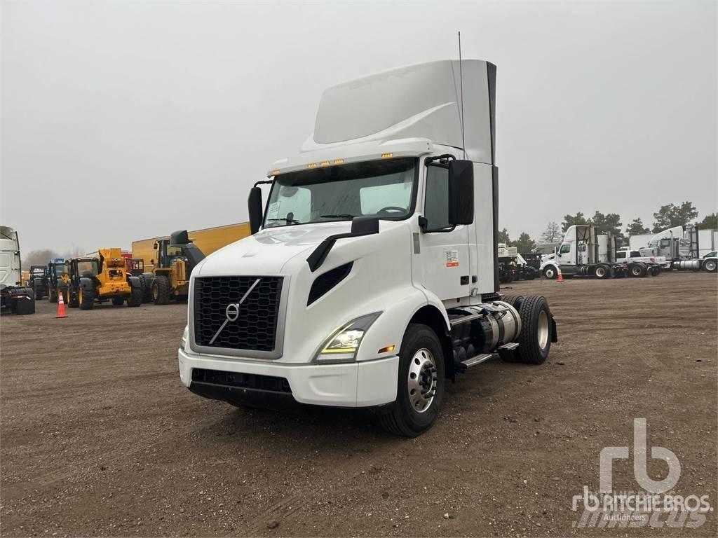 Volvo VNR42300 Sattelzugmaschinen